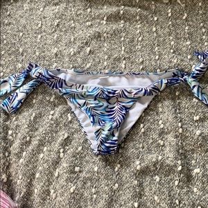 Patterned Bikini Bottoms Large